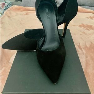 Vince Celeste D’Orsay black suede pumps, 9M